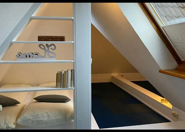 *to Hus* Am Rande Von Jever